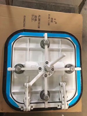 China ABS-klasse Goedgekeurde snelle opening Custom Oval Flush Type Aluminium Marine Manhole Cover leverancier