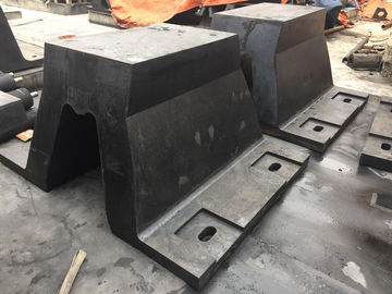 China Hoge sterkte marine boog rubber fender voor scheepsdockbeveiliging leverancier