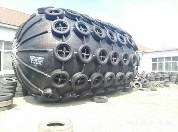 China Yokohama Pneumatische Marine Inflatable Rubber Fender 4,5 Meters Diameter voor Schip opzij leverancier