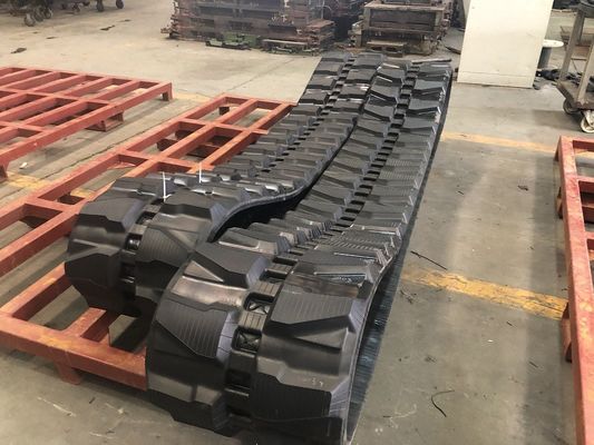 China Aanpasbare Slijtvaste Rubberen Rupladingsbanden met Minder Trillingen voor Landbouwmachines leverancier
