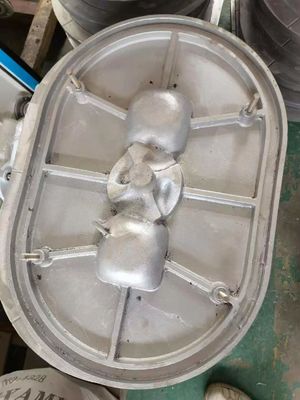 ABS-klasse Goedgekeurde snelle opening Custom Oval Flush Type Aluminium Marine Manhole Cover leverancier
