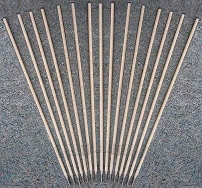 Met cellulose gecoate AWS A-5.5 E 8010 Laselektrode voor verticaal afgaande pijplassen en warmlopende vullaaglagen leverancier