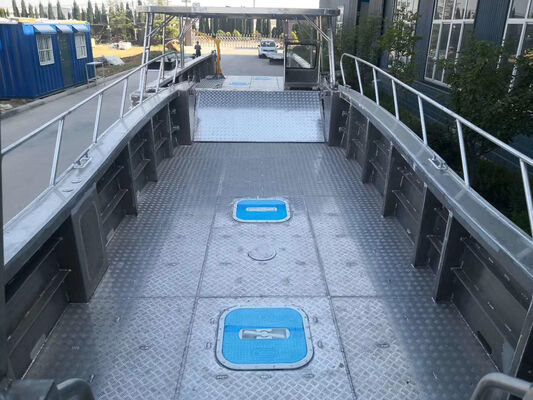 Ingebouwde aluminiumbedekking voor scheepsmanholes Type luik Bedekking vierkant of ovaal leverancier